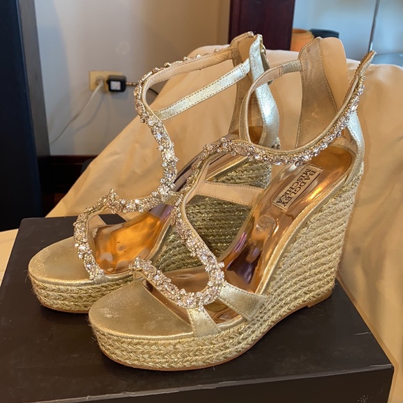 Badgley Mischka - Picture 2 of 3